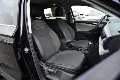2023 Volkswagen Taos SE 4MOTION