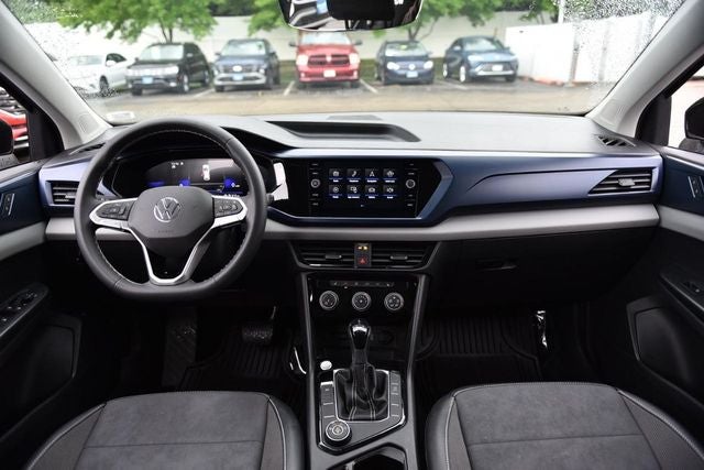 2023 Volkswagen Taos SE 4MOTION