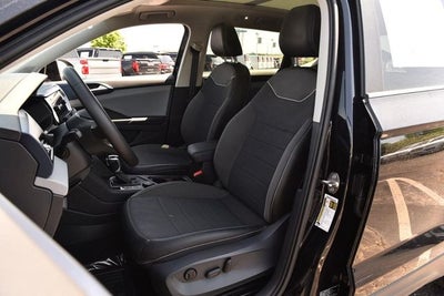 2023 Volkswagen Taos SE 4MOTION
