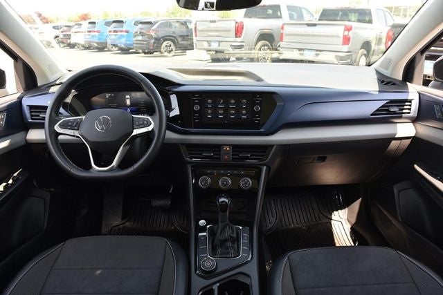 2023 Volkswagen Taos SE 4MOTION