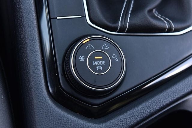 2023 Volkswagen Taos SE 4MOTION