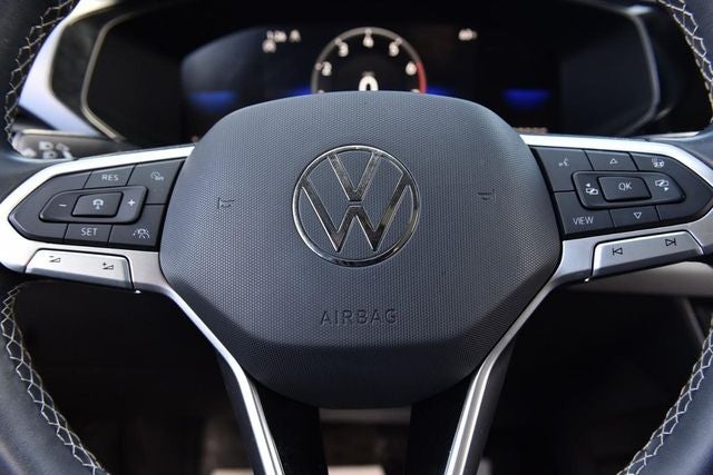 2023 Volkswagen Taos SE 4MOTION