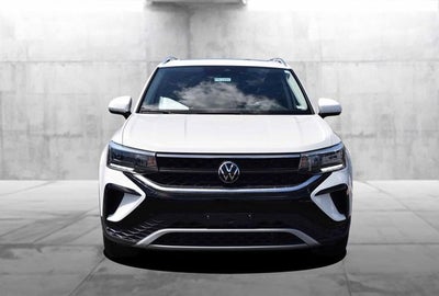 2023 Volkswagen Taos SE 4MOTION