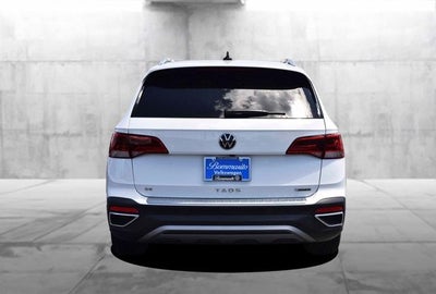 2023 Volkswagen Taos SE 4MOTION