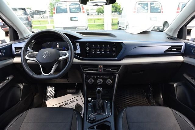2023 Volkswagen Taos SE 4MOTION