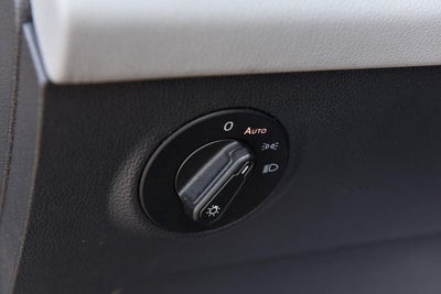 2022 Volkswagen Taos SE FWD