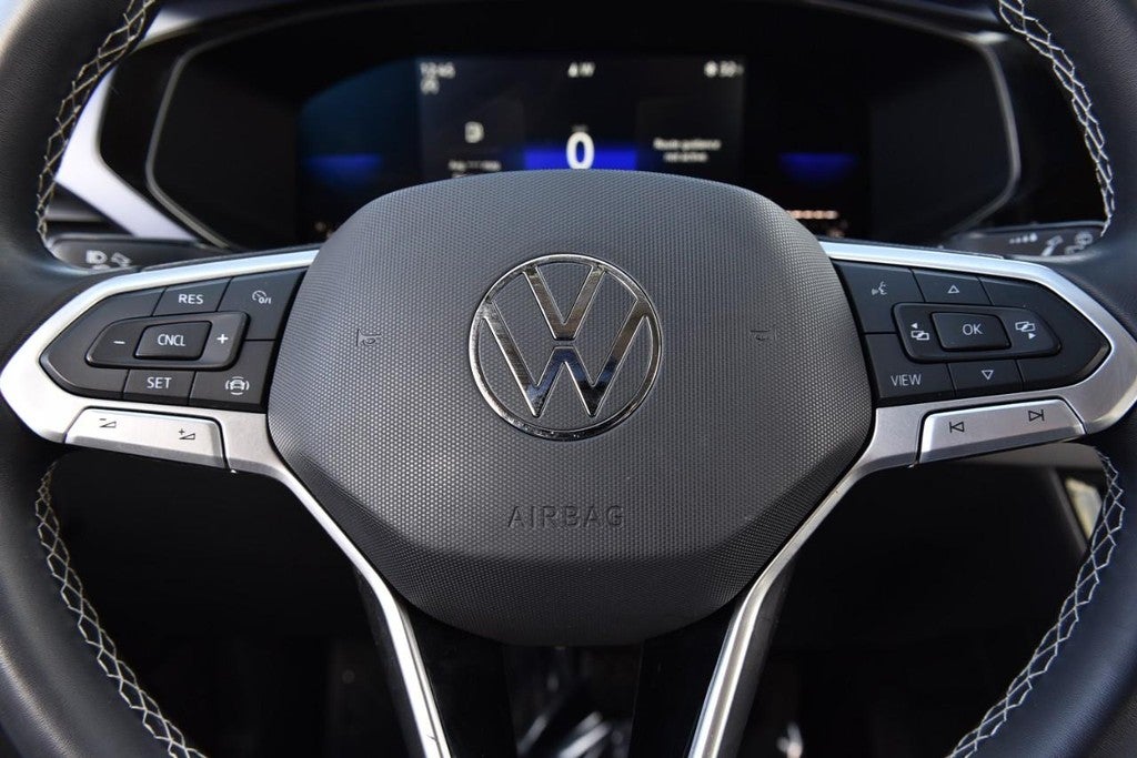 2022 Volkswagen Taos SE FWD