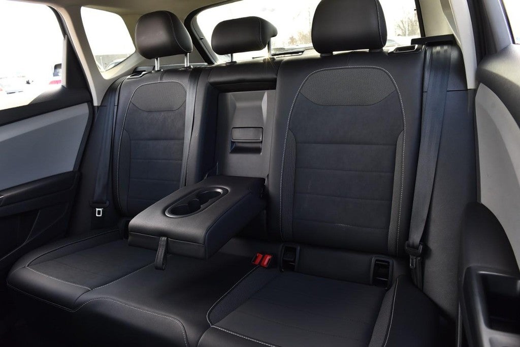 2022 Volkswagen Taos SE FWD