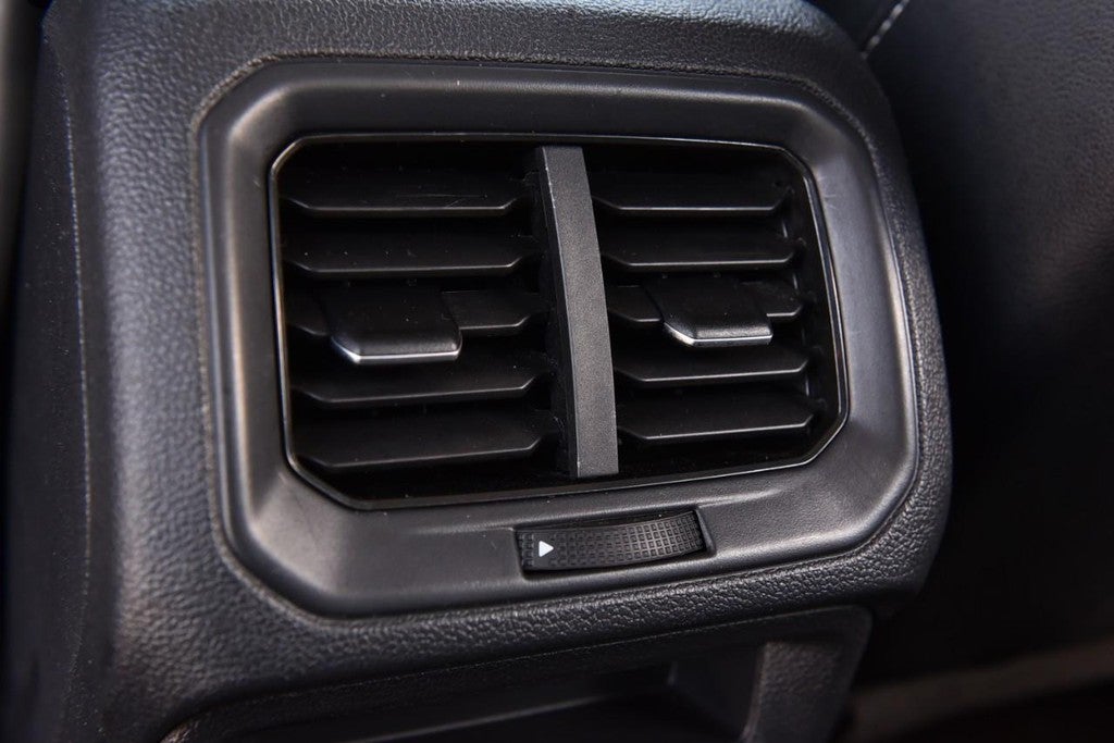 2022 Volkswagen Taos SE FWD