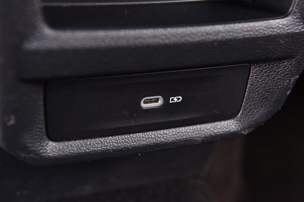 2022 Volkswagen Taos SE FWD