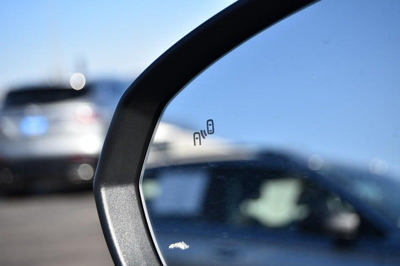 2024 Volkswagen Taos SE FWD