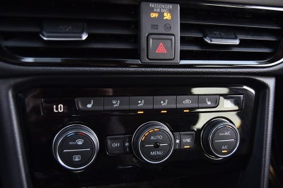 2024 Volkswagen Taos SE FWD