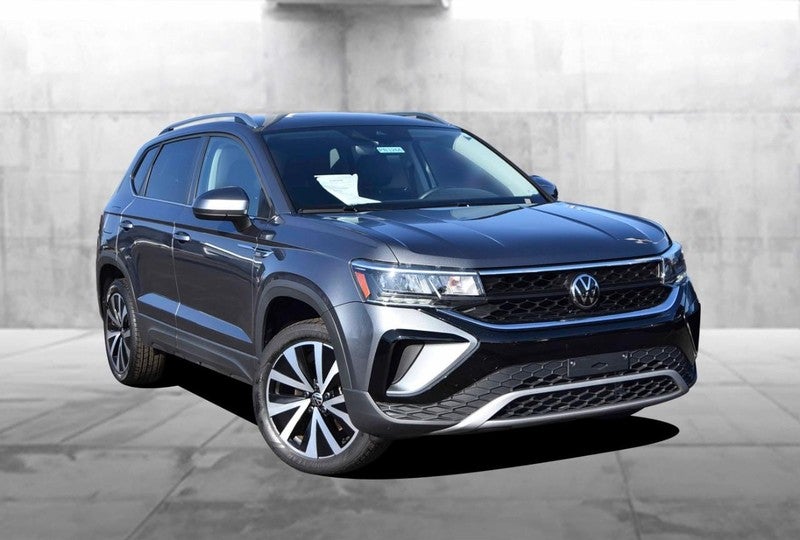 2024 Volkswagen Taos SE FWD