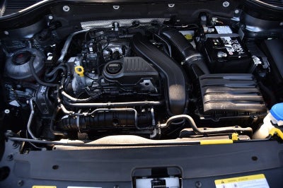 2024 Volkswagen Taos SE FWD