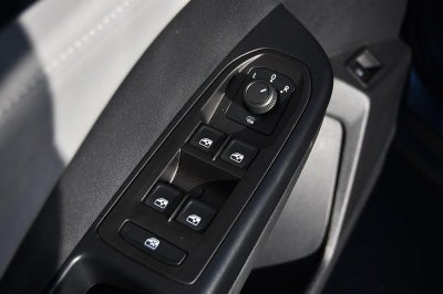 2024 Volkswagen Taos SE FWD