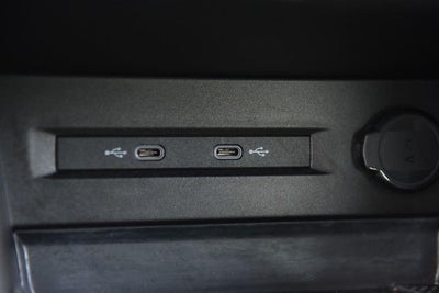 2023 Volkswagen Taos SE FWD