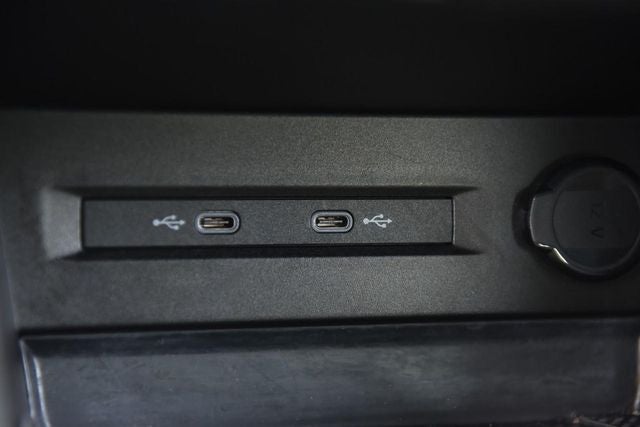 2023 Volkswagen Taos SE FWD