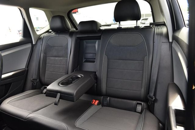 2023 Volkswagen Taos SE FWD