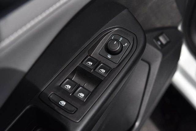 2023 Volkswagen Taos SE FWD