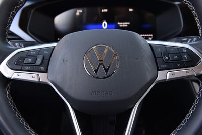 2024 Volkswagen Taos SE FWD