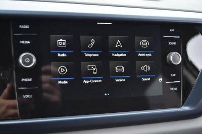 2023 Volkswagen Taos SE FWD