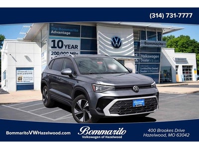 2025 Volkswagen Taos SE 4MOTION