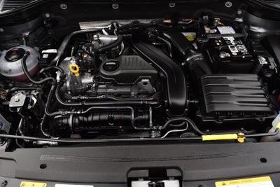 2025 Volkswagen Taos SE 4MOTION