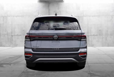 2025 Volkswagen Taos SE 4MOTION