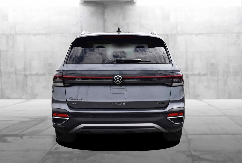 2025 Volkswagen Taos SE 4MOTION