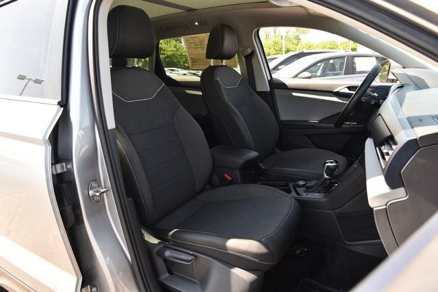 2023 Volkswagen Taos SE 4MOTION