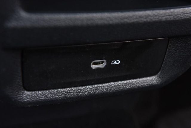 2023 Volkswagen Taos SE 4MOTION