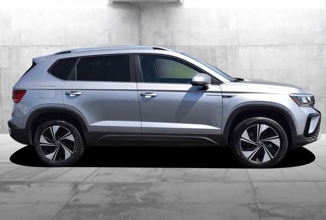 2023 Volkswagen Taos SE 4MOTION