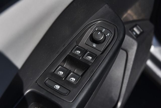 2023 Volkswagen Taos SE 4MOTION