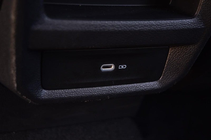 2022 Volkswagen Taos SE 4MOTION