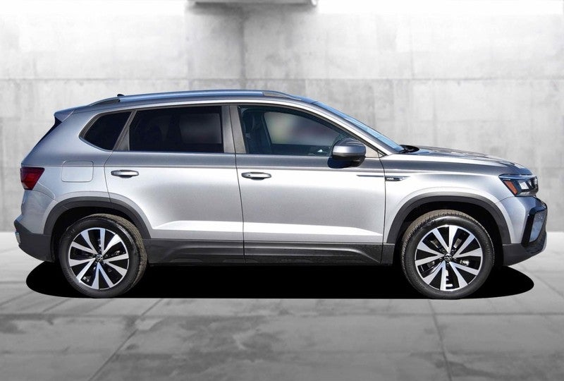 2022 Volkswagen Taos SE 4MOTION