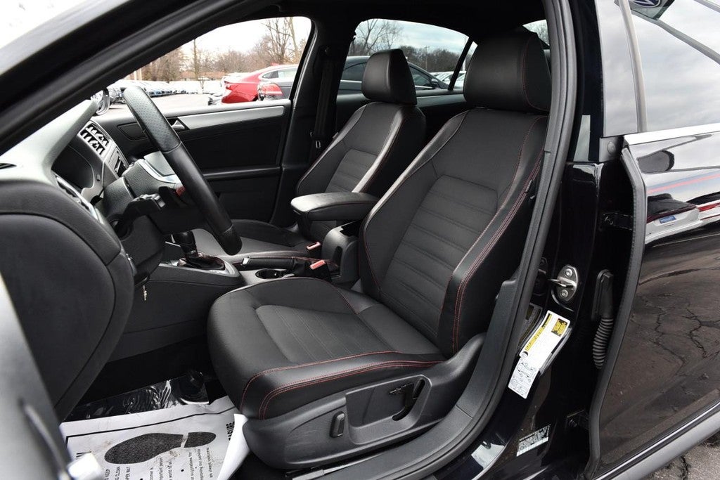 2014 Volkswagen Jetta 4dr DSG GLI PZEV