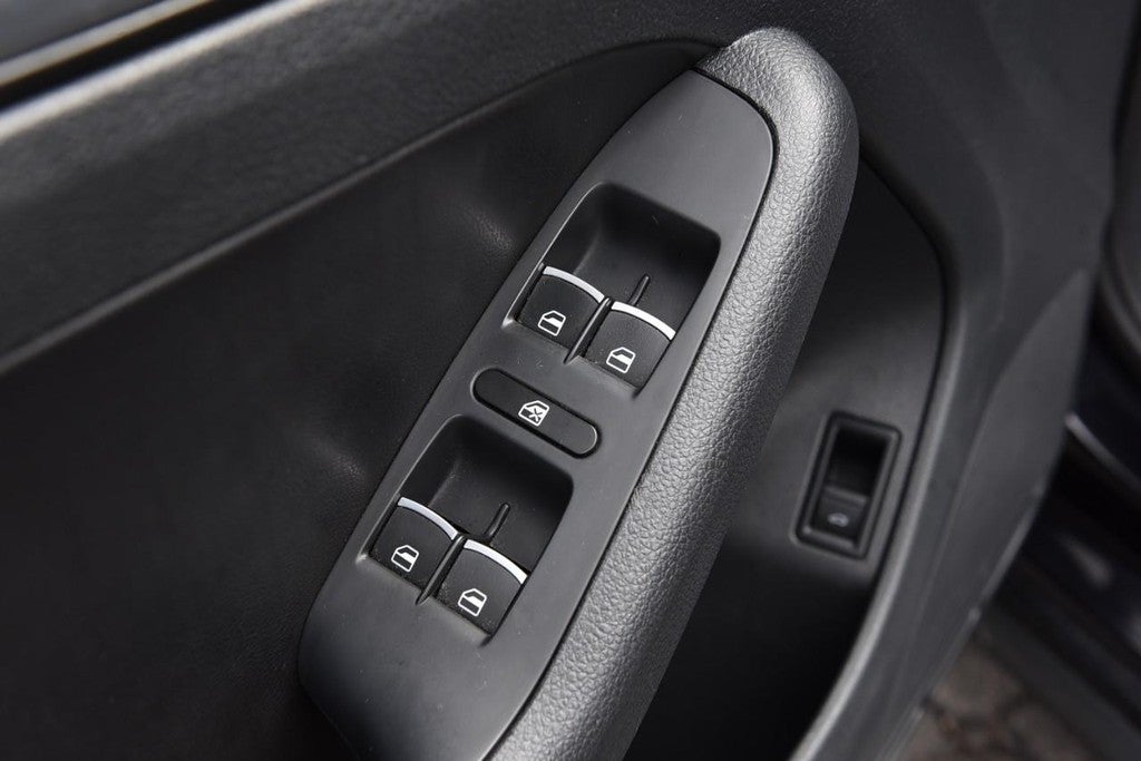 2014 Volkswagen Jetta 4dr DSG GLI PZEV