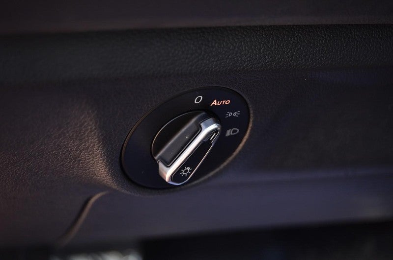 2024 Volkswagen Jetta SE Auto