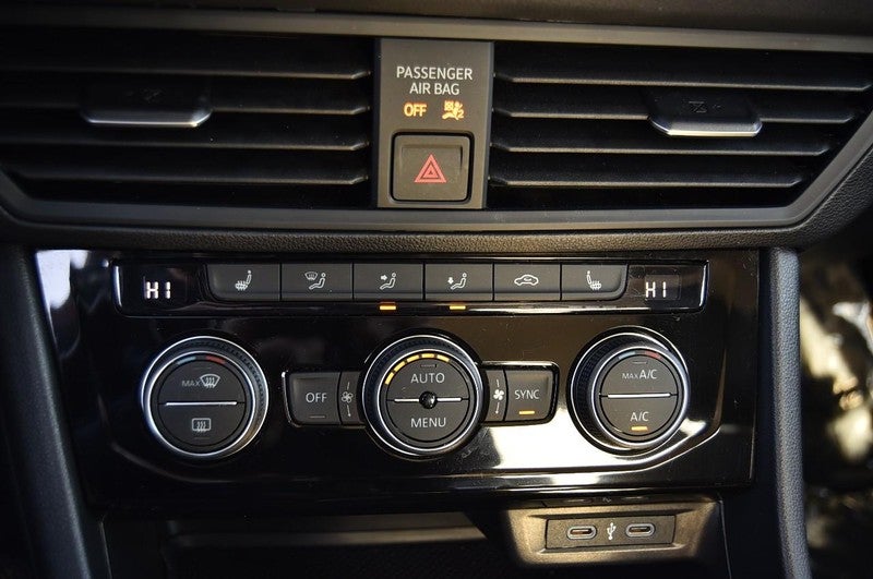 2024 Volkswagen Jetta SE Auto