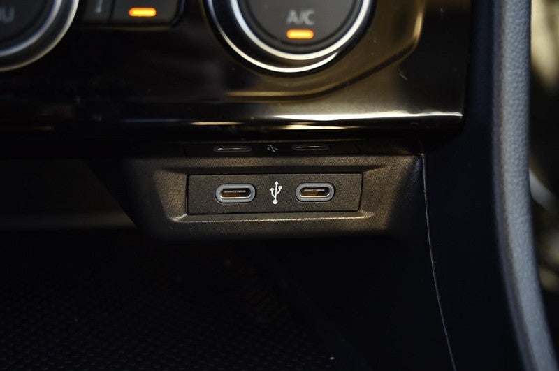 2024 Volkswagen Jetta SE Auto