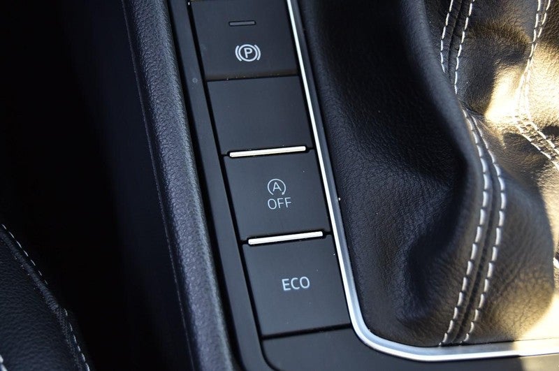 2024 Volkswagen Jetta SE Auto