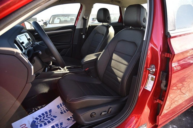 2024 Volkswagen Jetta SE Auto