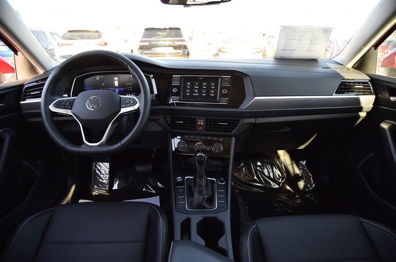 2024 Volkswagen Jetta SE Auto