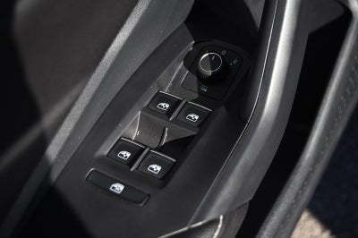 2024 Volkswagen Jetta SE Auto