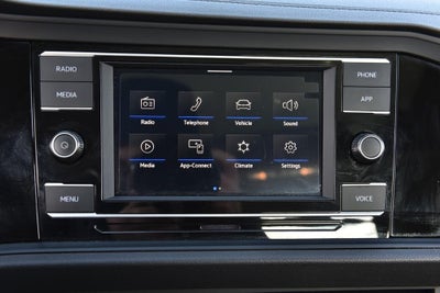 2024 Volkswagen Jetta SE Auto