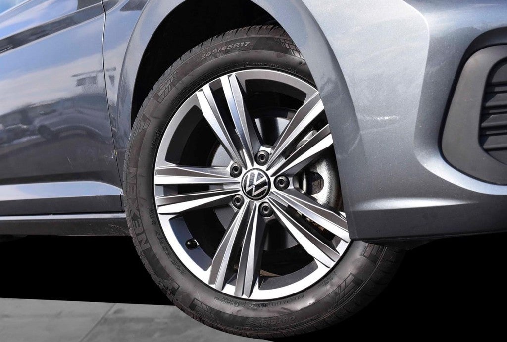 2024 Volkswagen Jetta SE Auto