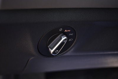 2025 Volkswagen Jetta SE Auto