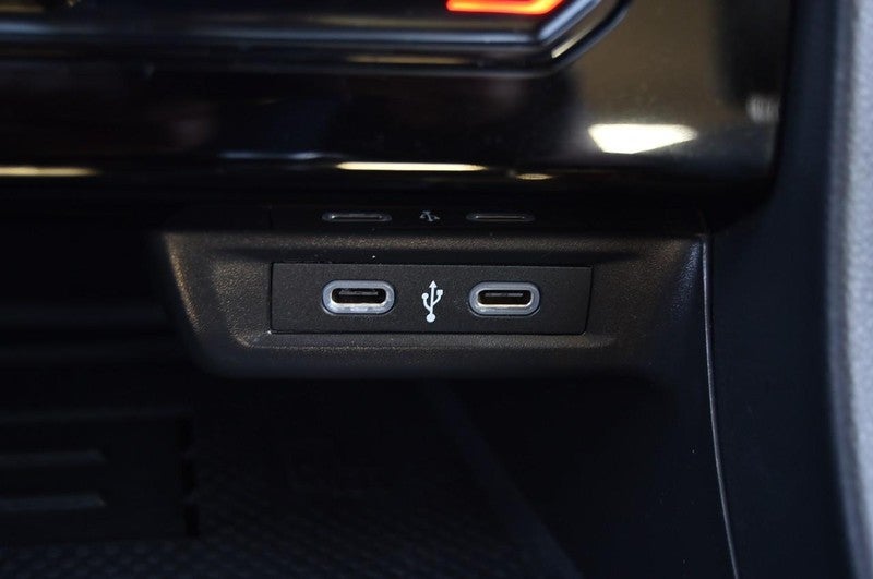 2025 Volkswagen Jetta SE Auto