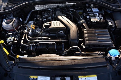 2025 Volkswagen Jetta SE Auto