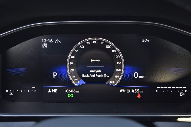 2025 Volkswagen Jetta SE Auto